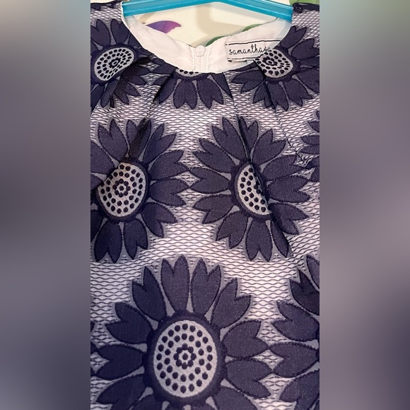 Floral Patterned Kids Dress - Picture 2 of 5